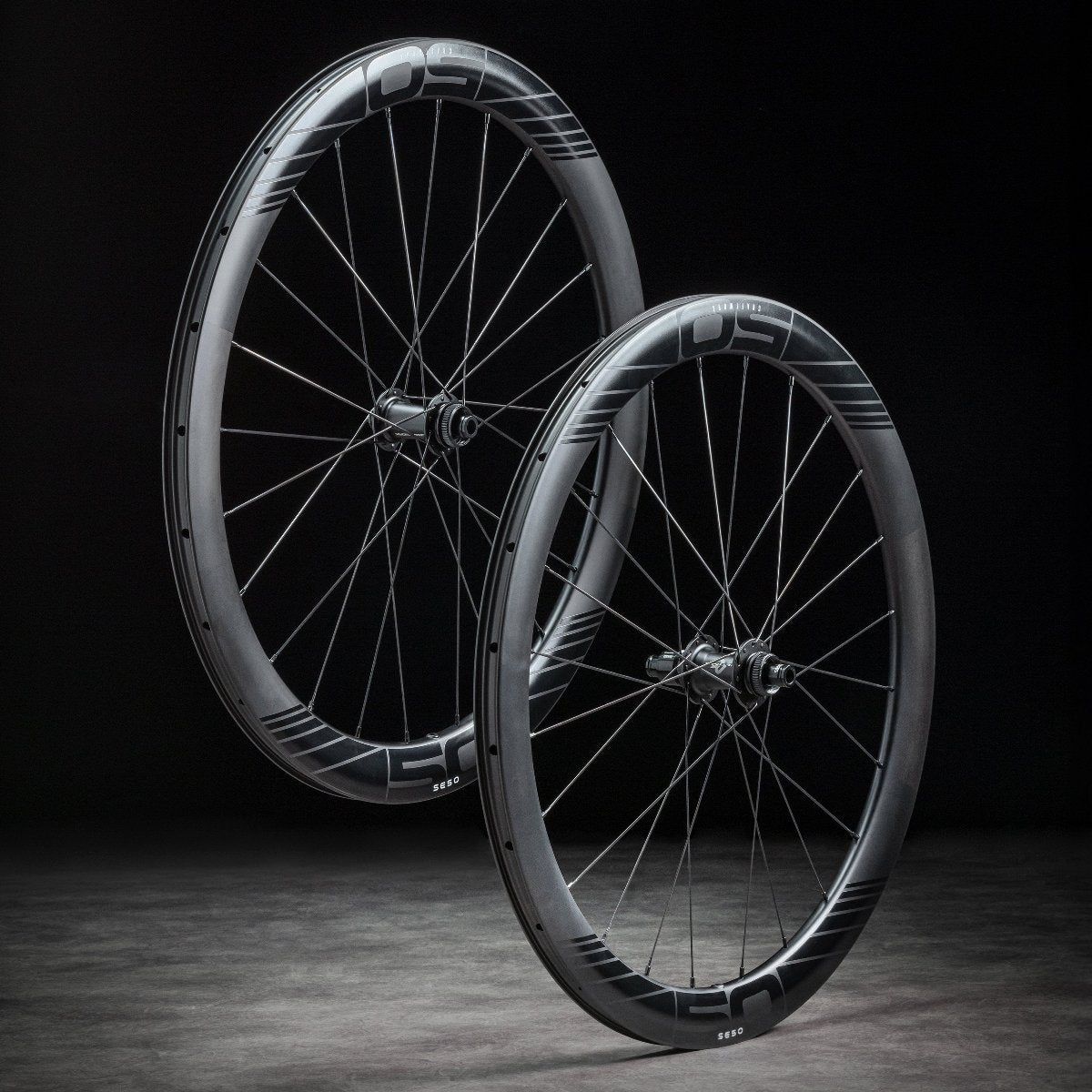 Craftworx Ultima SED 50mm Carbon Road Disc Wheels 1575 Grams Craftworx Ultima SED 50mm Carbon Road Disc Wheels 1575 Grams